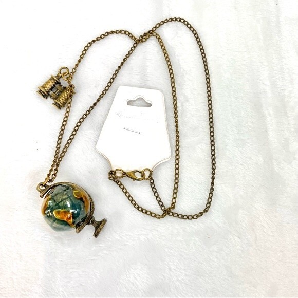 Necklace Charm Globe & Binoculars Charm Explorer Travel Wanderlust Gift - Picture 3 of 4